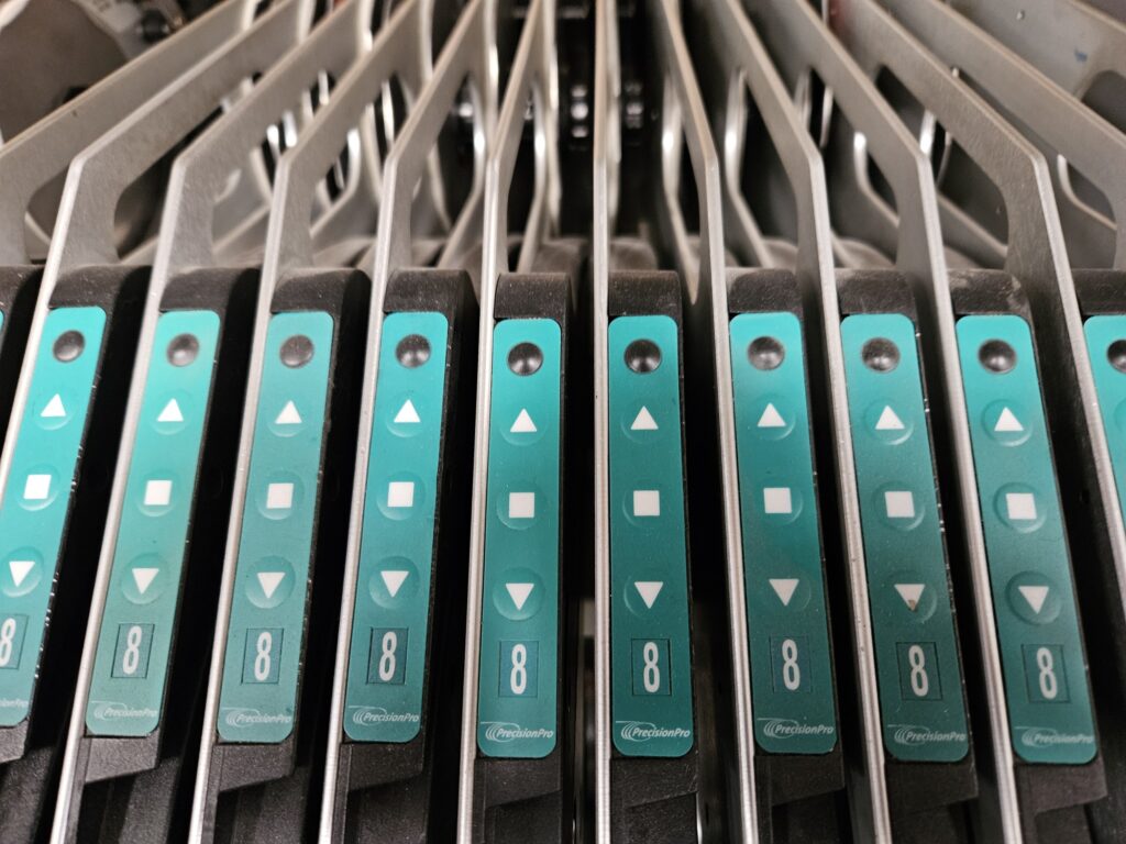 Universal Instruments 8MM Green Feeders