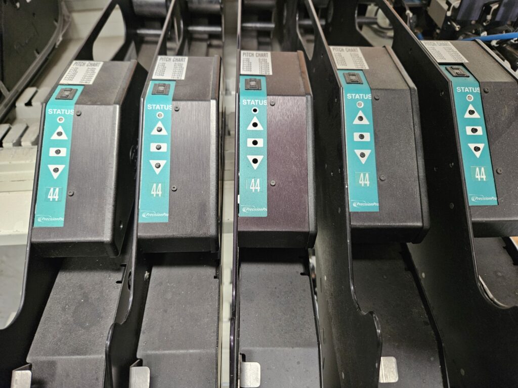 Universal Instruments 44MM Green Feeders