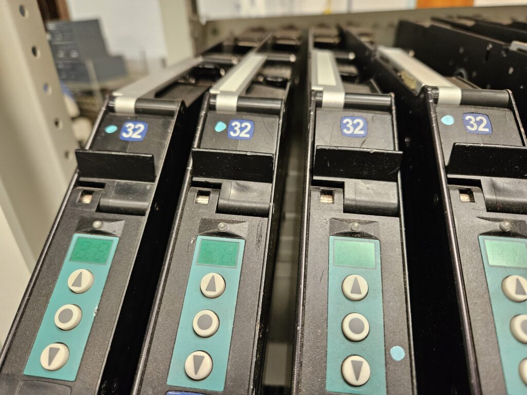 thumbnail interactive-video image 1 of Universal Instruments 8mm Dual Lane Feeders – Advantis Genesis – Used UIC Electronic Feeders 1 of 2