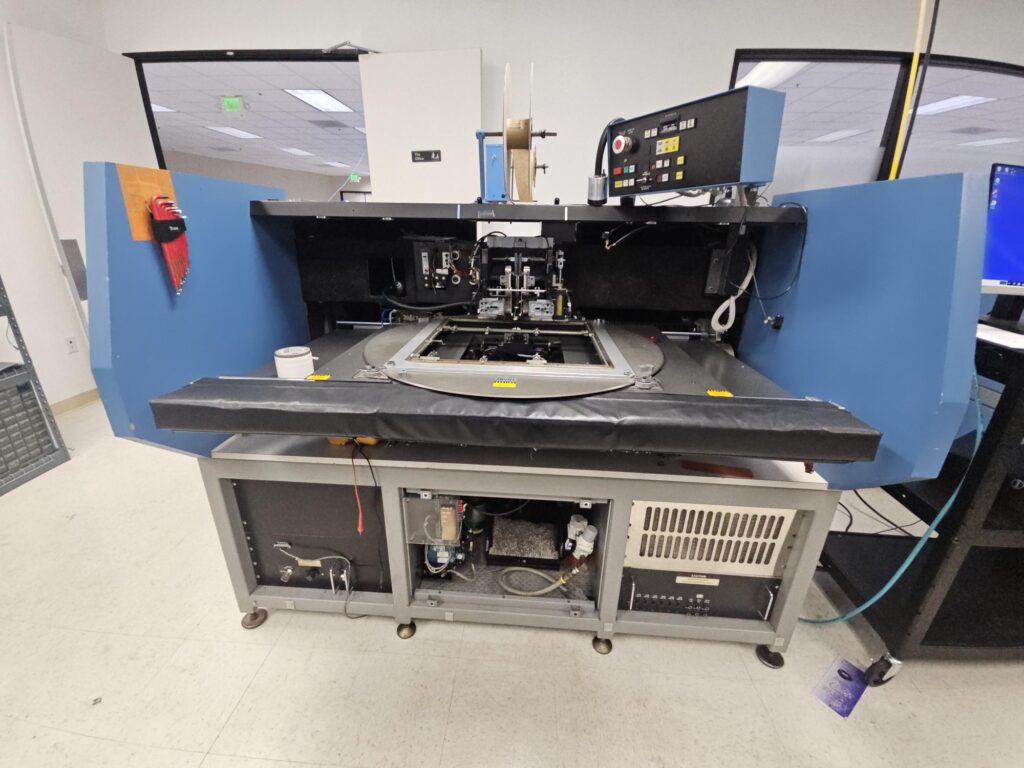 Universal Instruments 6287A Axial Inserter