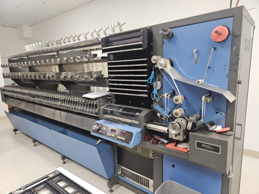 Universal Instruments 2596A Axial Sequencer